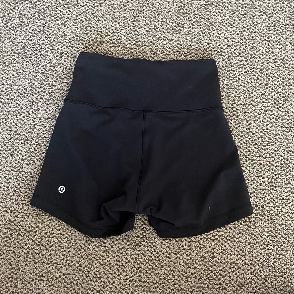 Lululemon shorts - Picture 2 of 6